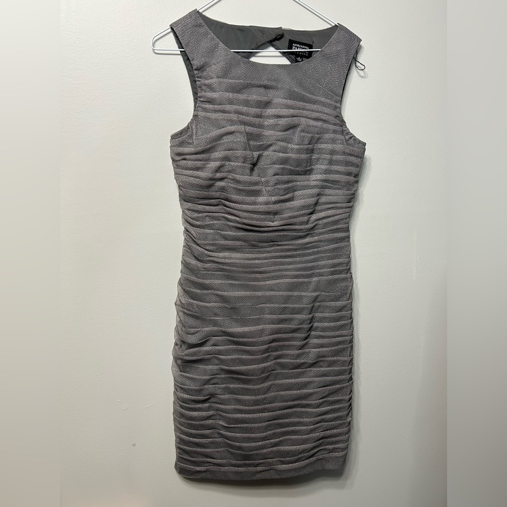 Adrianna Papell gorgeous dress size 6